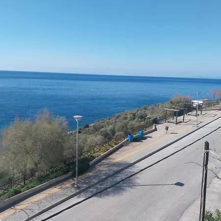 Atspas شقة Skála Marión